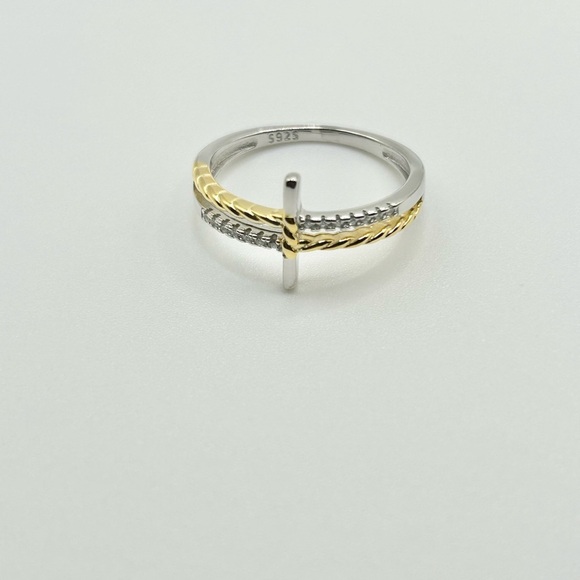 Cross Ring 925 Stirling Silver and Gold Multi-Band Cross Size 8-New! - Picture 7 of 8
